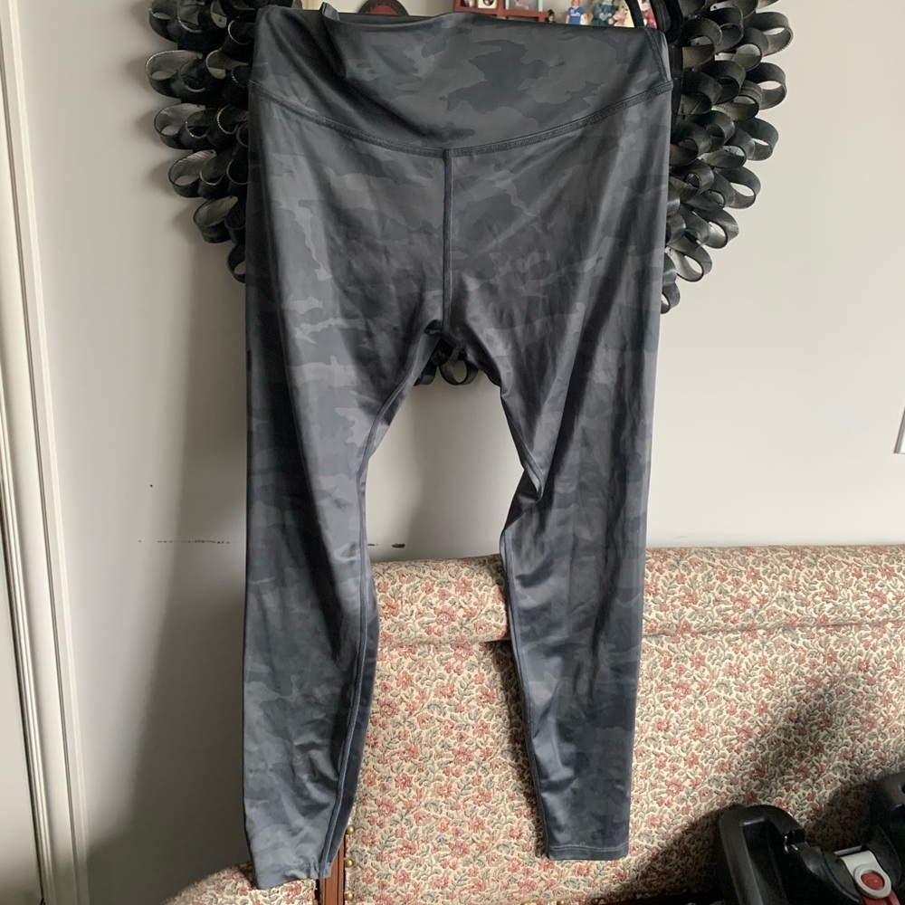 Beyond yoga leggings